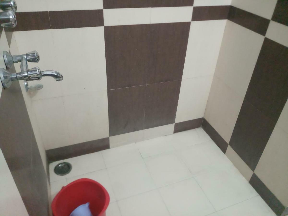 Hotel Vindhwashni Haldwāni Kültér fotó